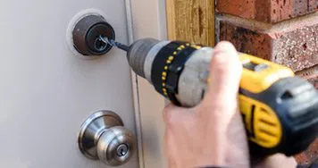 Security Locksmith Services Charleston, SC 843-310-1409 - 13-Key-Broke-In-Lock